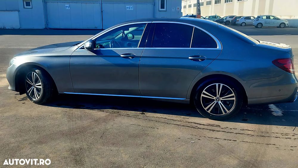 Mercedes-Benz E - 14