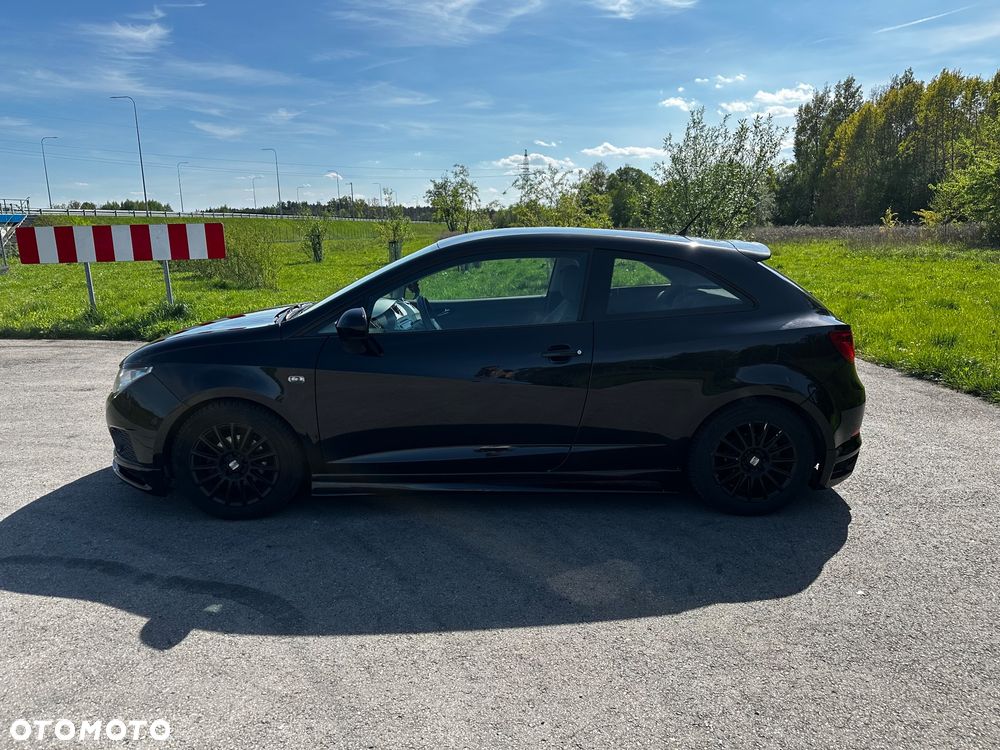Seat Ibiza SC 1.4 16V Sport - 4
