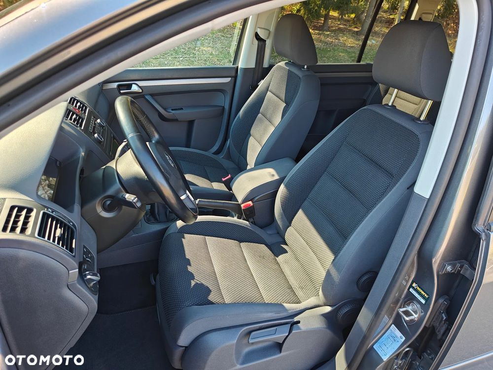 Volkswagen Touran 2.0 TDI DPF Comfortline - 16