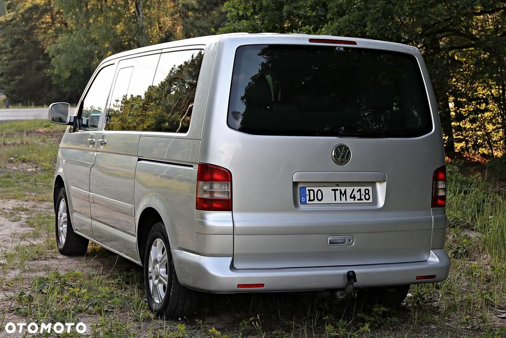 Volkswagen Multivan - 14