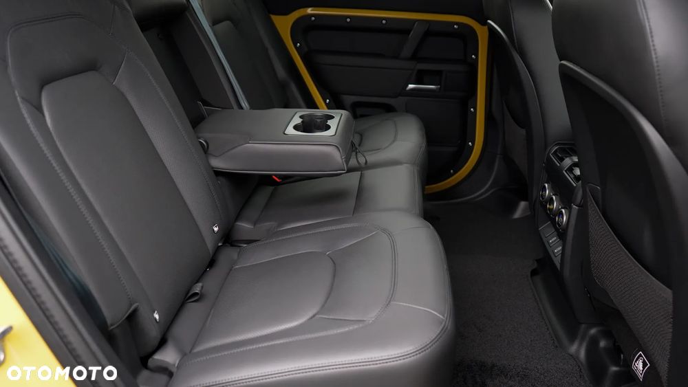 Land Rover Defender 3.0 D350 mHEV Trophy Edition Deep Sandglow - 30