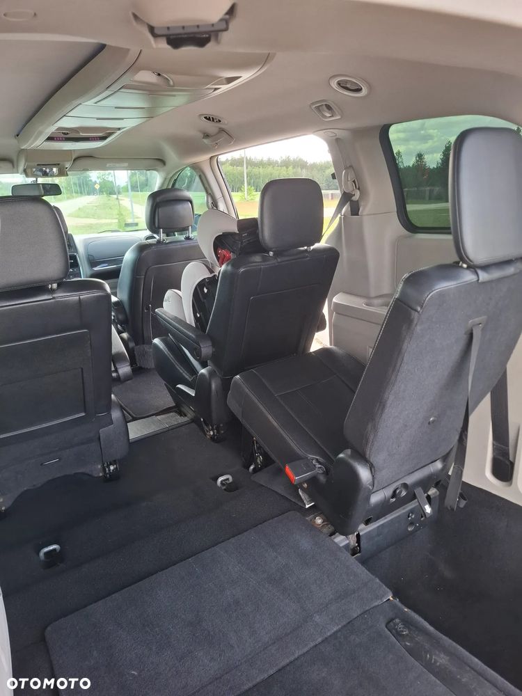 Chrysler Town & Country 3.6 Touring - 12