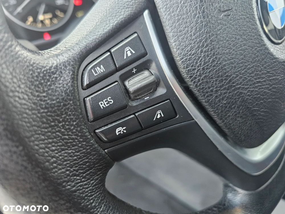 BMW Seria 1 120d Sport-Aut Urban Line - 23