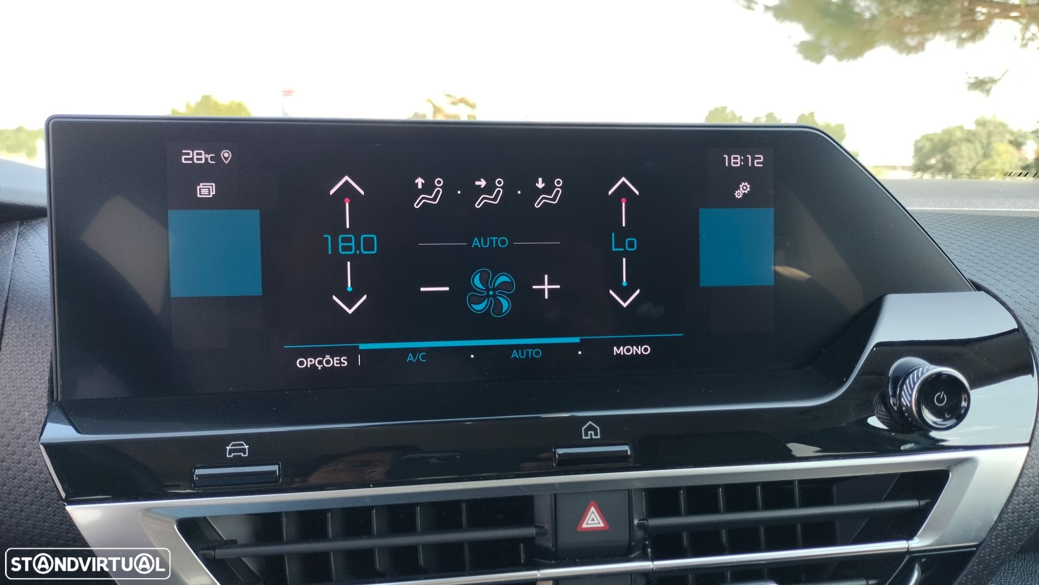 Citroën C4 PureTech 130 Stop&Start EAT8 FEEL PACK - 23