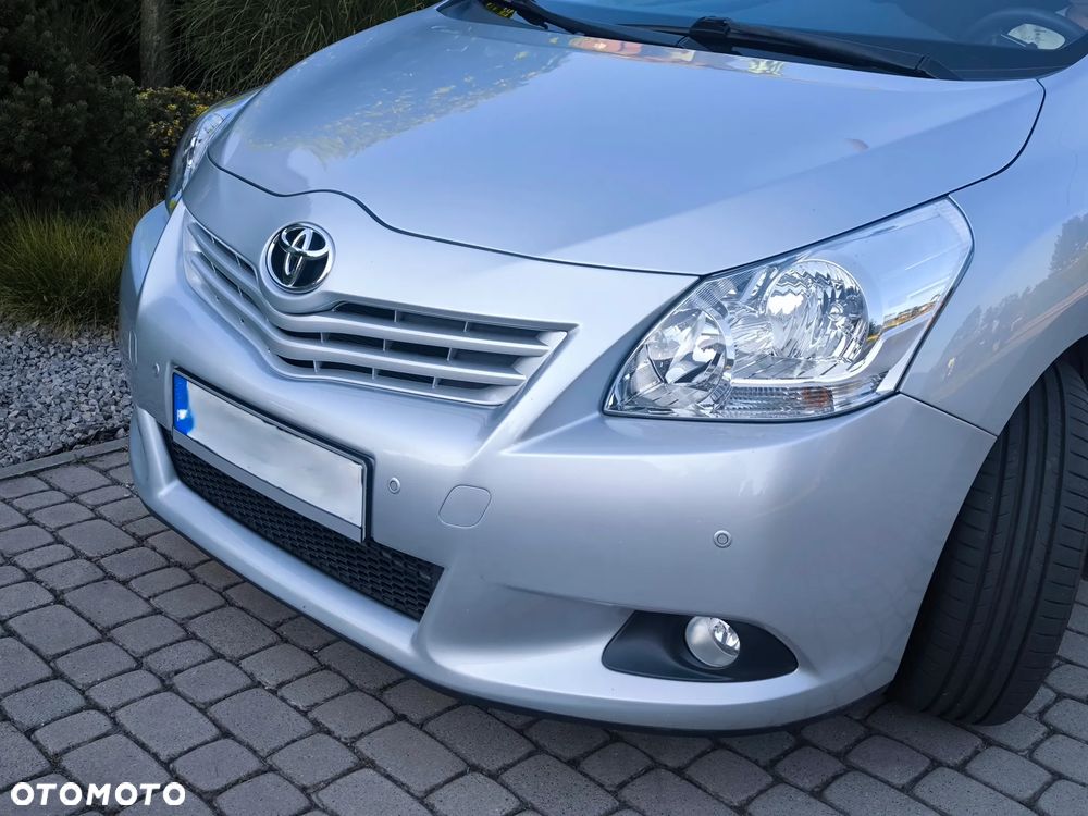 Toyota Verso - 2