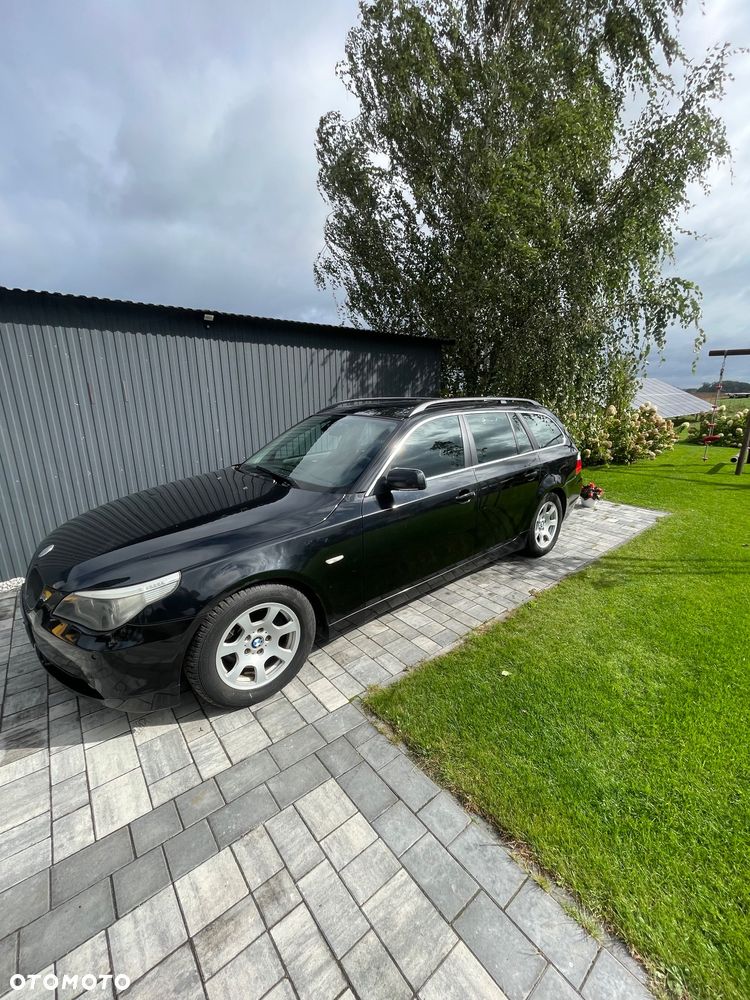 BMW Seria 5 525d - 2