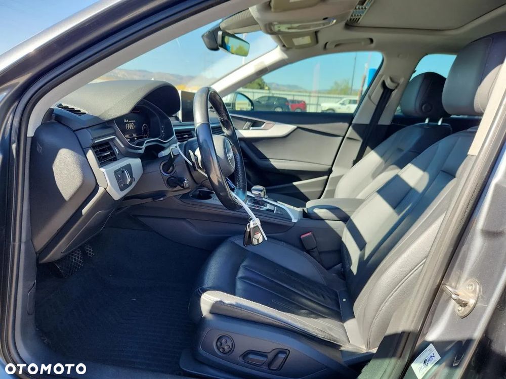 Audi A4 Limousine - 8