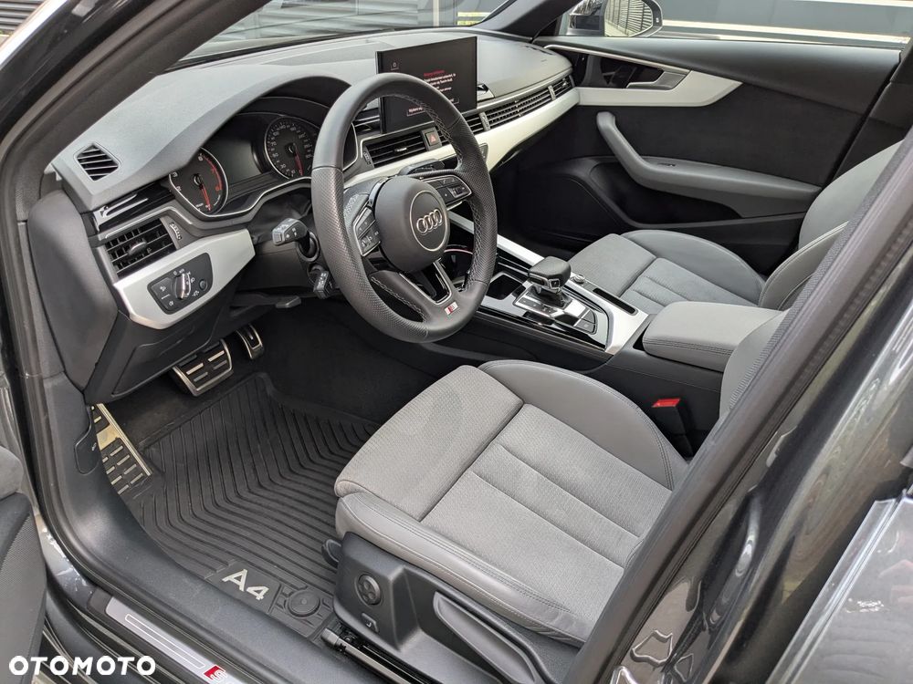 Audi A4 Limousine - 17