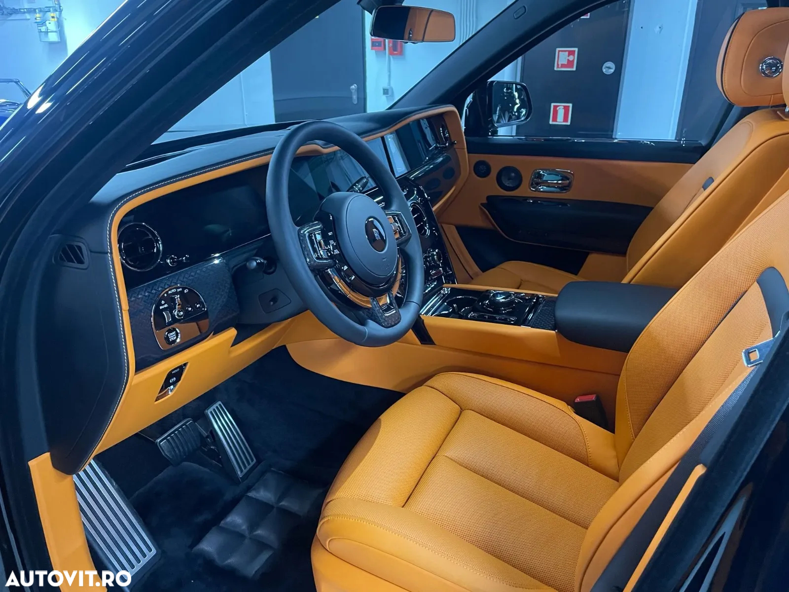 Rolls-Royce Cullinan - 3