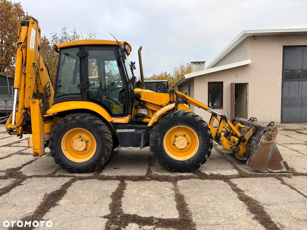 JCB 4CX - 6