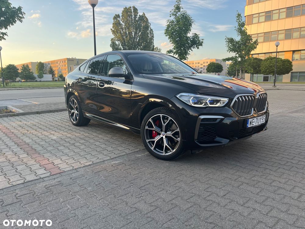 BMW X6 M50i - 2