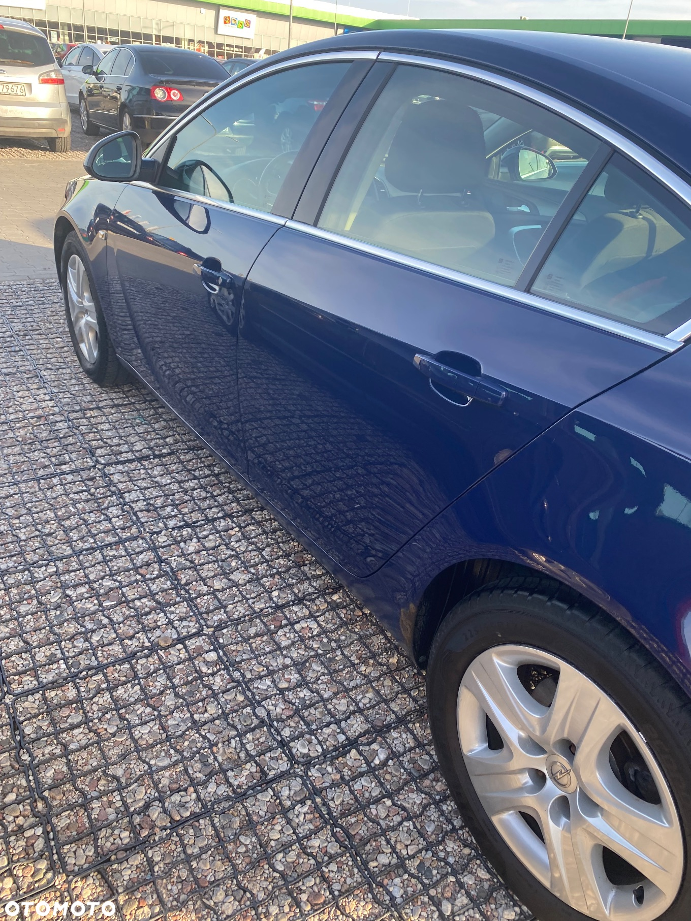 Opel Insignia 1.8 - 9