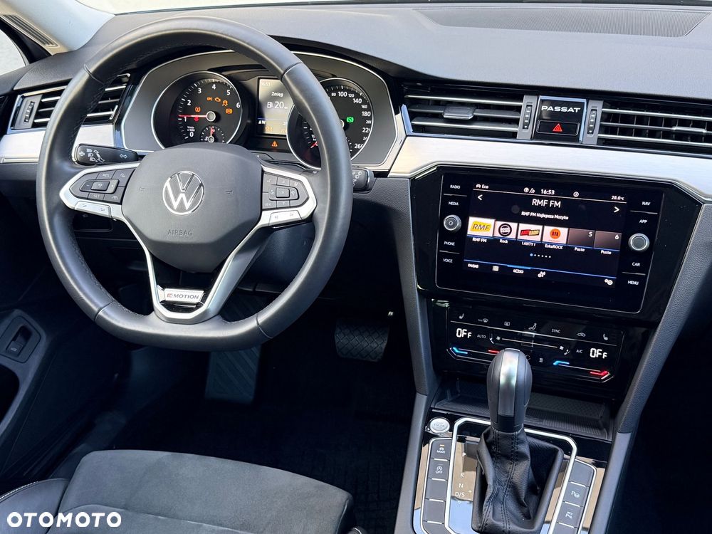 Volkswagen Passat 2.0 TSI 4Mot Elegance DSG - 27