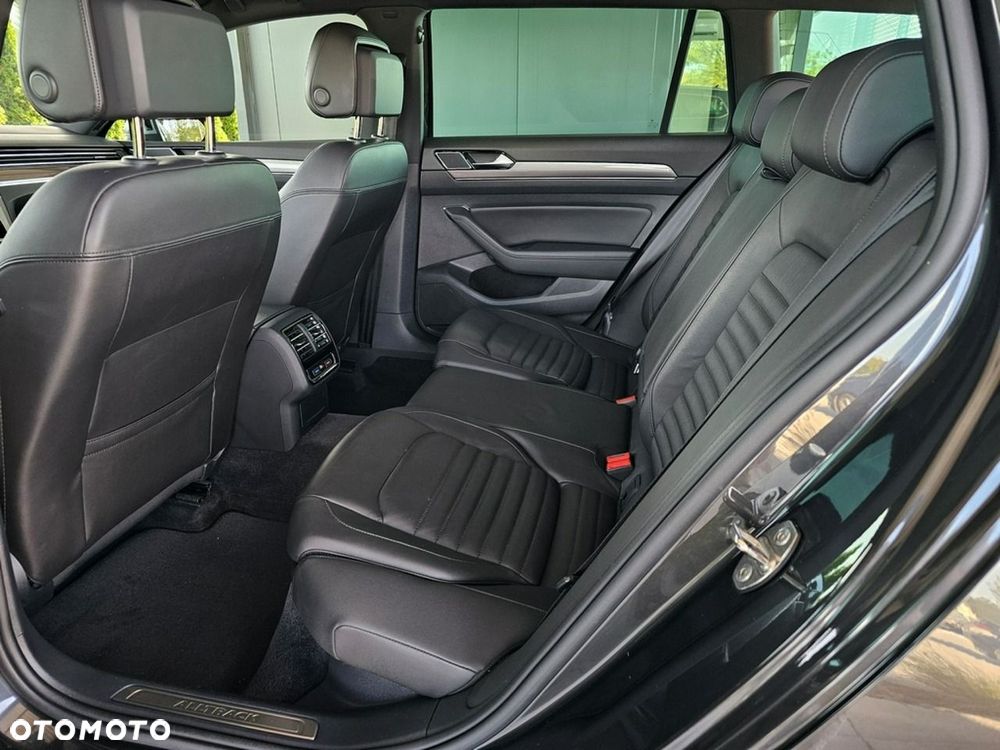 Volkswagen Passat Alltrack 2.0 TDI SCR 4Mot DSG - 37