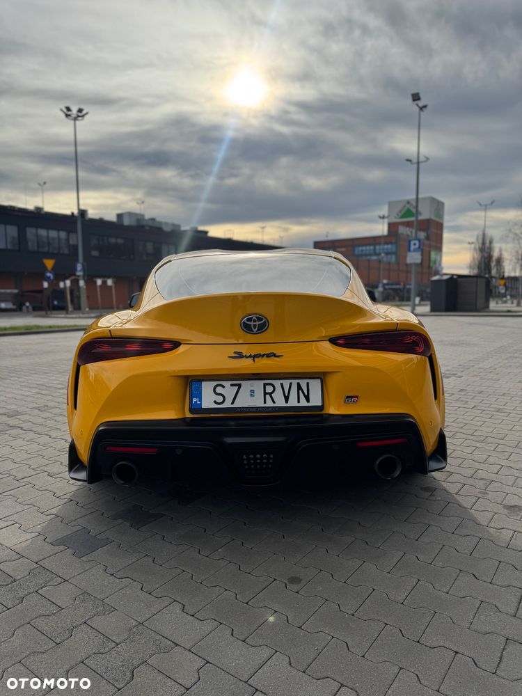 Toyota Supra 3.0 Turbo - 5