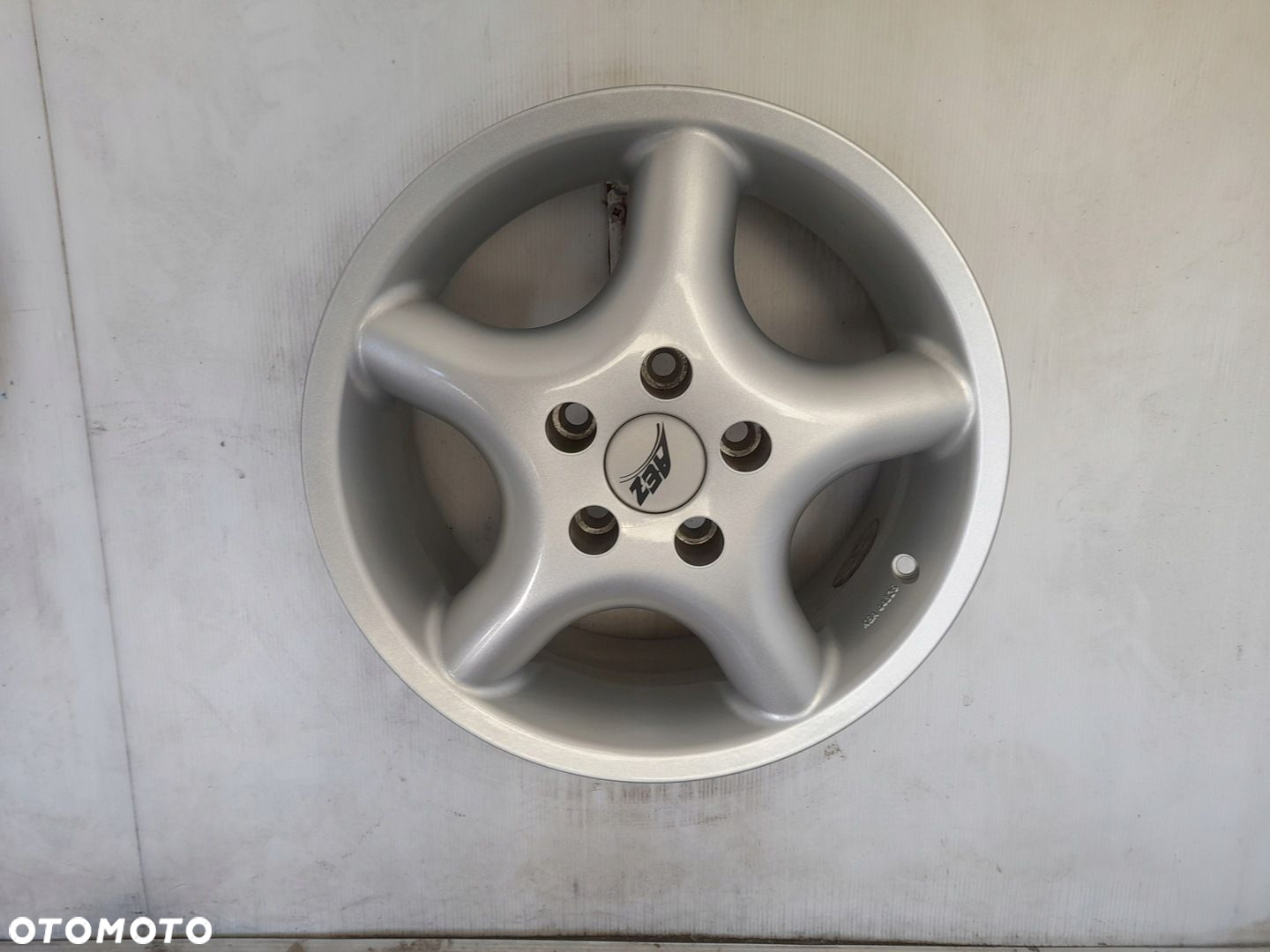 Felgi aluminiowe AEZ KBA44826 6.5" x 15" 5x108 ET43 - 4