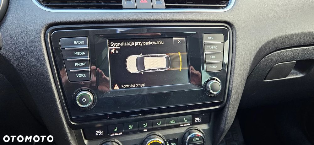 Skoda Octavia 2.0 TDI DSG Ambition - 12