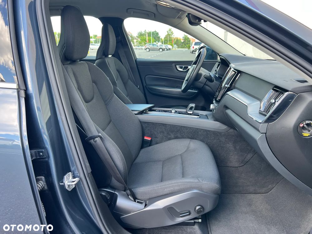 Volvo XC 60 B4 B Core - 17