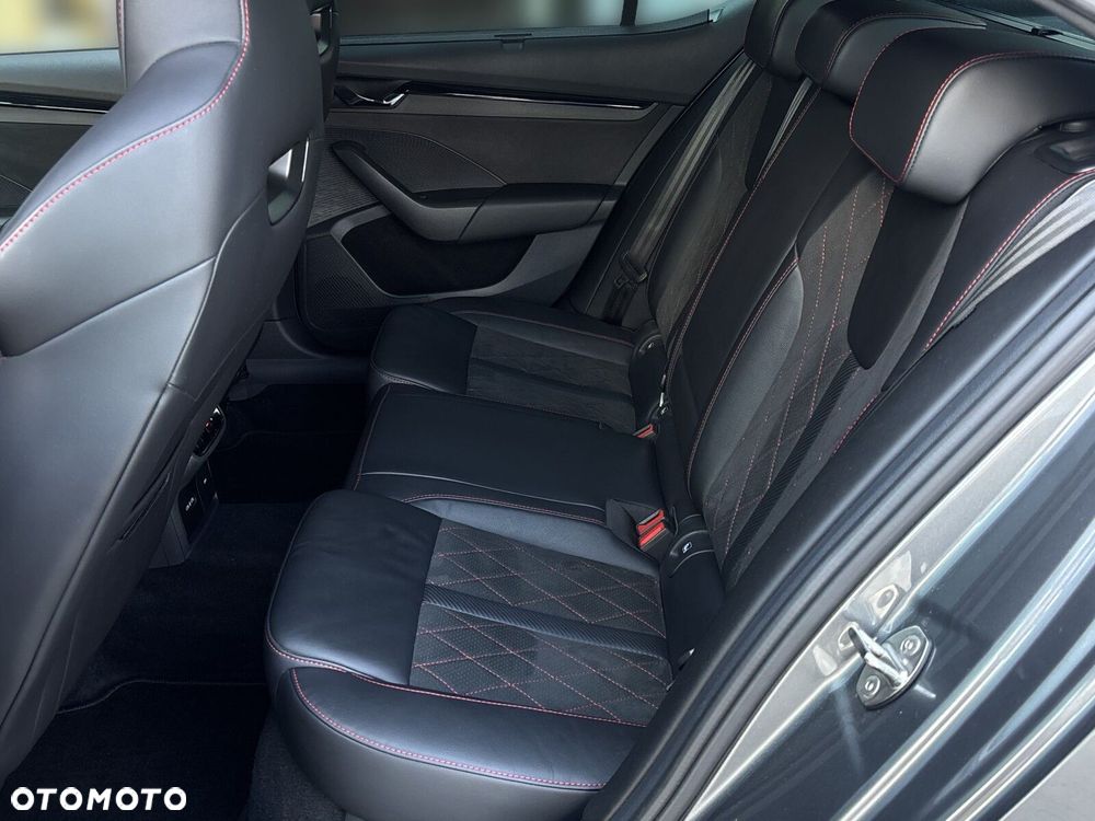 Skoda Octavia 2.0 TDI 4x4 RS DSG - 12