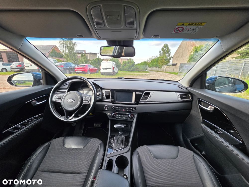 Kia Niro 1.6 GDI Hybrid M - 14