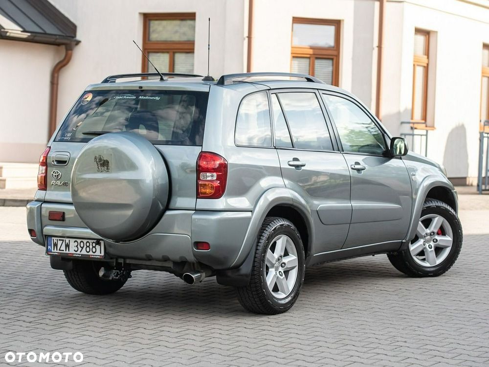 Toyota RAV4 D-4D 4x4 Executive - 16
