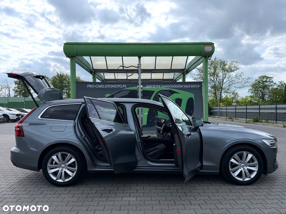 Volvo V60 D3 Geartronic Momentum Pro - 17