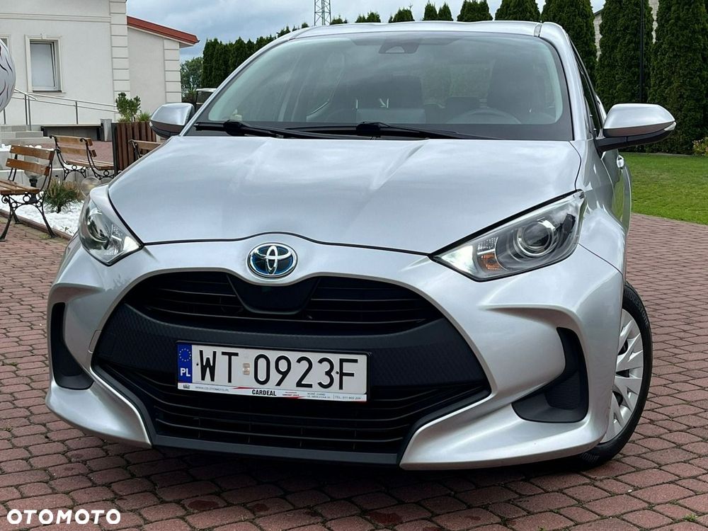 Toyota Yaris - 10
