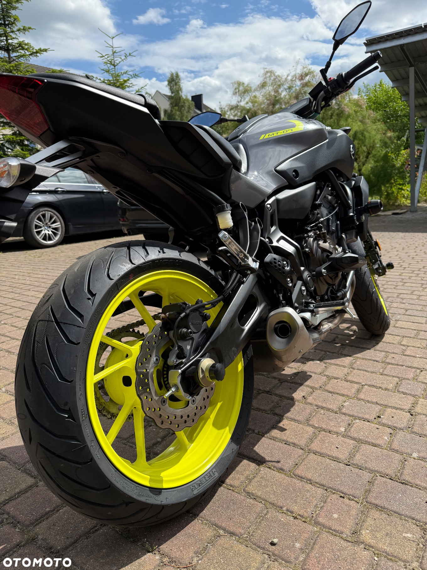 Yamaha MT - 2