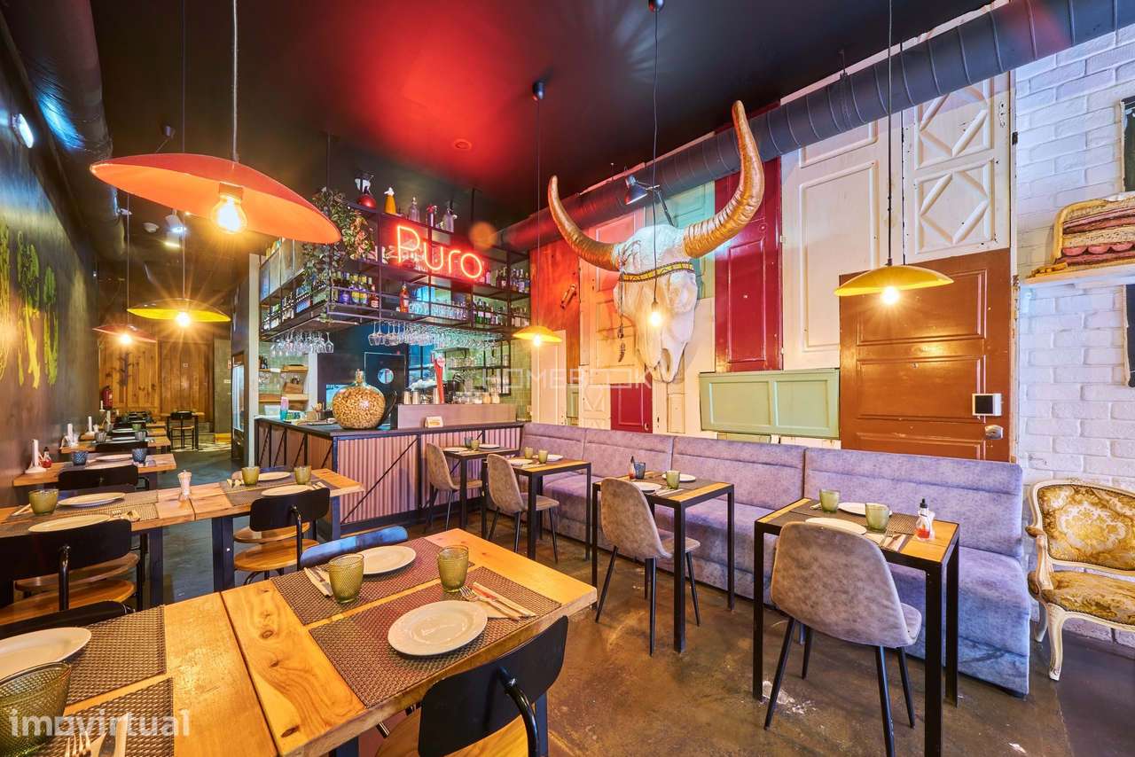 Restaurante com esplanada para trespasse em Santo Antonio - Lisboa - Grande imagem: 2/13