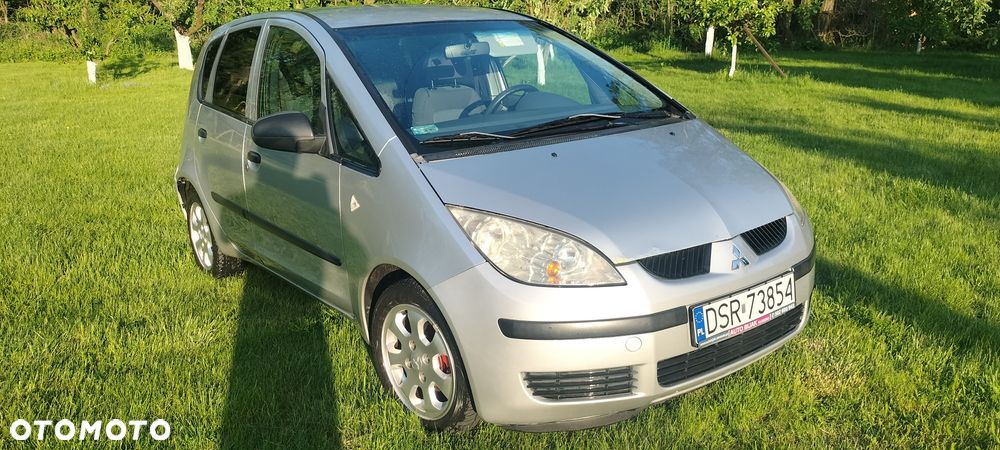 Mitsubishi Colt - 3