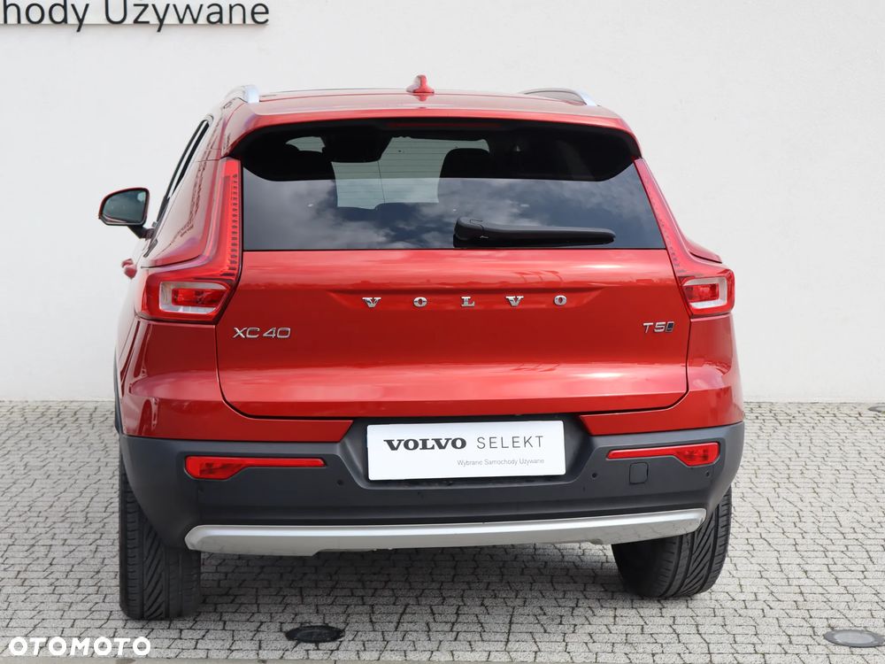 Volvo XC 40 T5 AWD Momentum Pro - 6