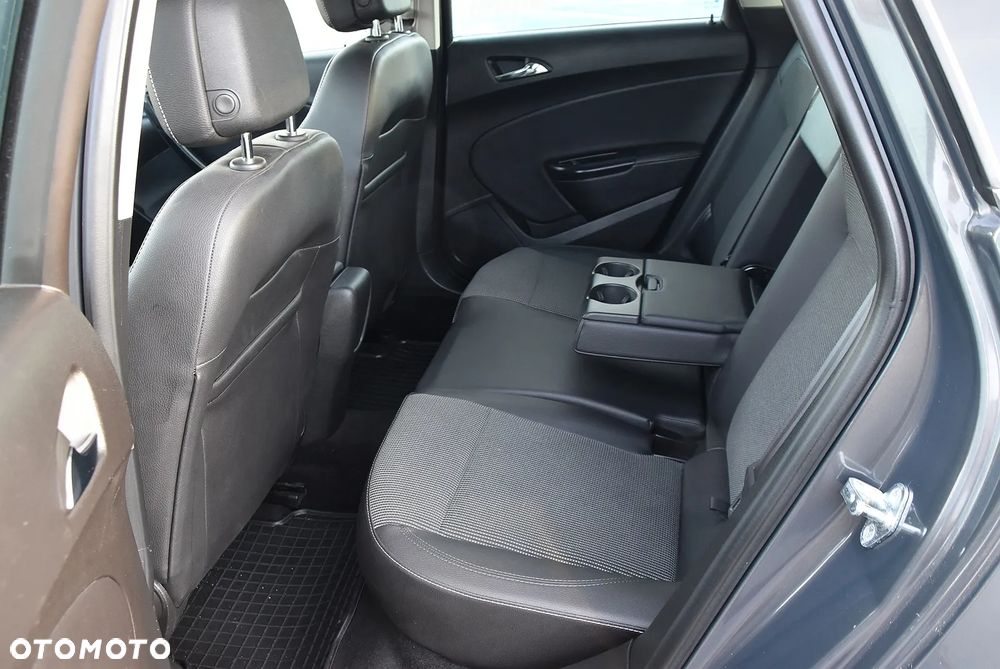 Opel Astra - 20