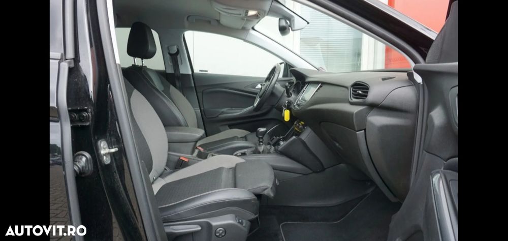 Opel Grandland X 1.2 Start/Stop Business Edition - 6