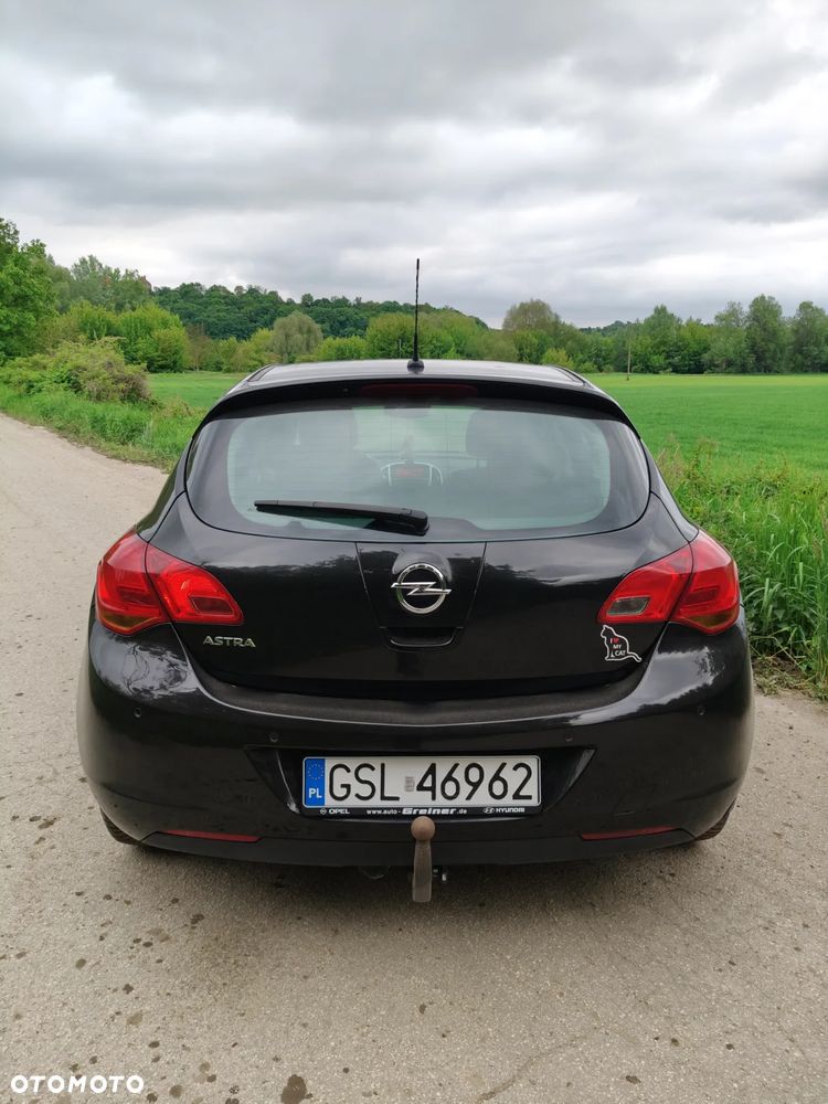 Opel Astra 1.6 Essentia - 1