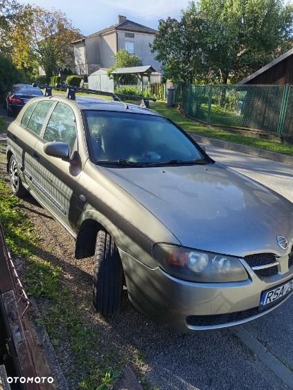 Nissan Almera 1.5 Acenta - 1