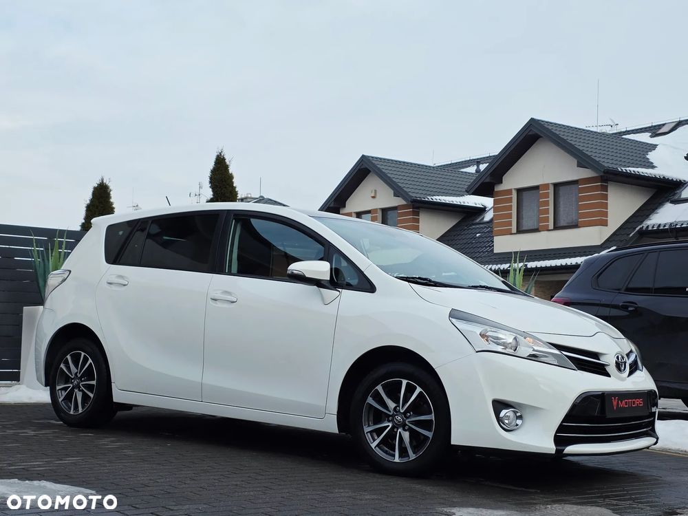 Toyota Verso 1.6 D-4D Premium - 31