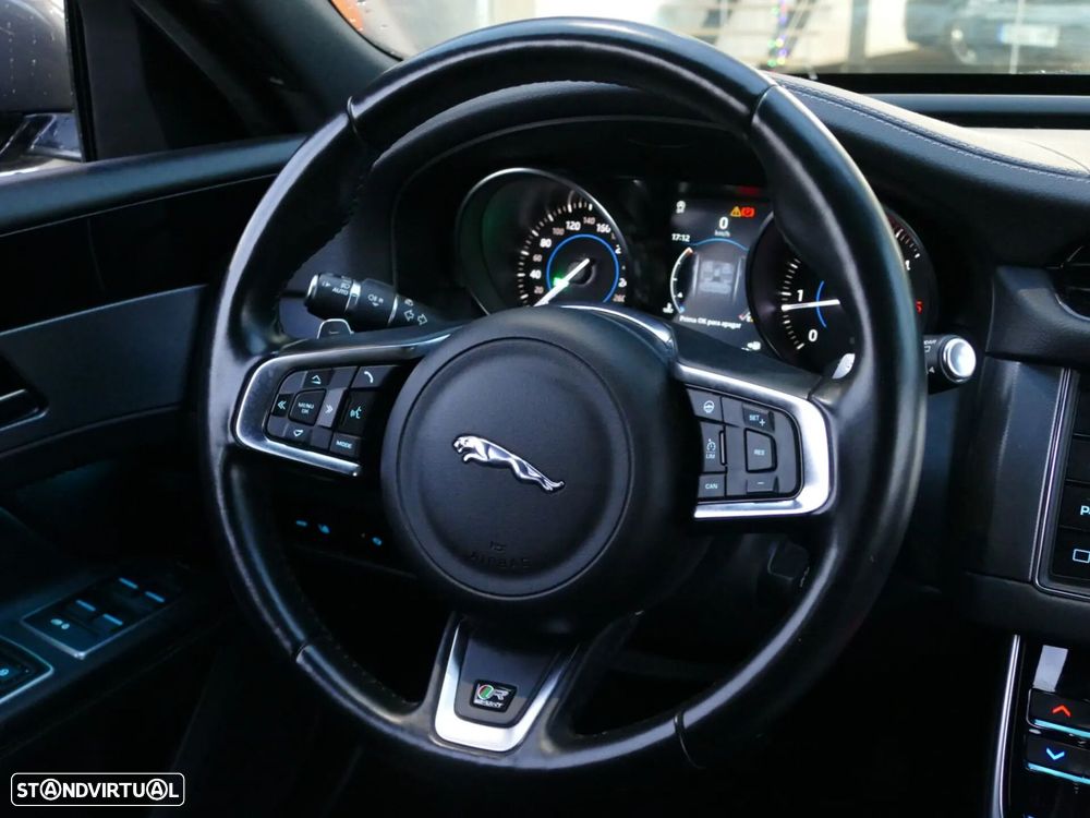 Jaguar XF Sportbrake 2.0 D R-Sport Aut. - 37
