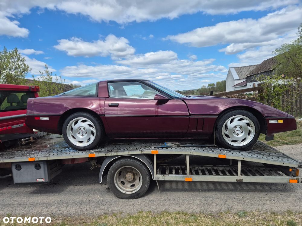 Chevrolet Corvette - 1