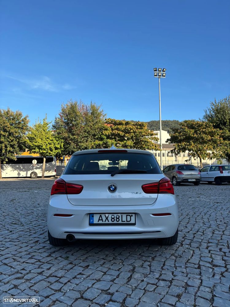 BMW 116 d Aut. Sport Line - 6