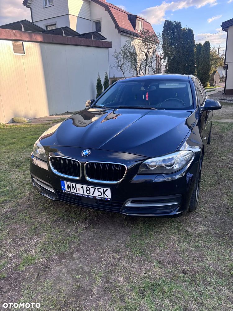 BMW Seria 5 528i Luxury Line - 3