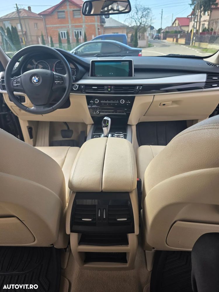 BMW X5 xDrive25d - 11