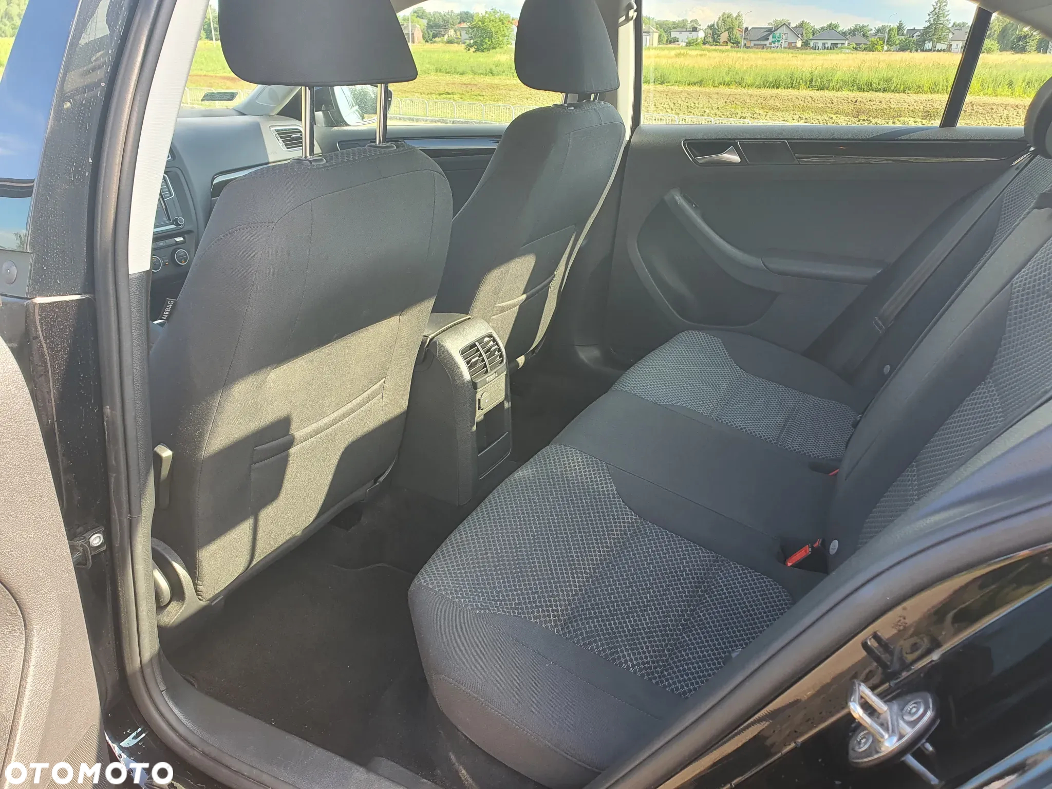 Volkswagen Jetta 2.0 TDI DPF BMT Comfortline - 9