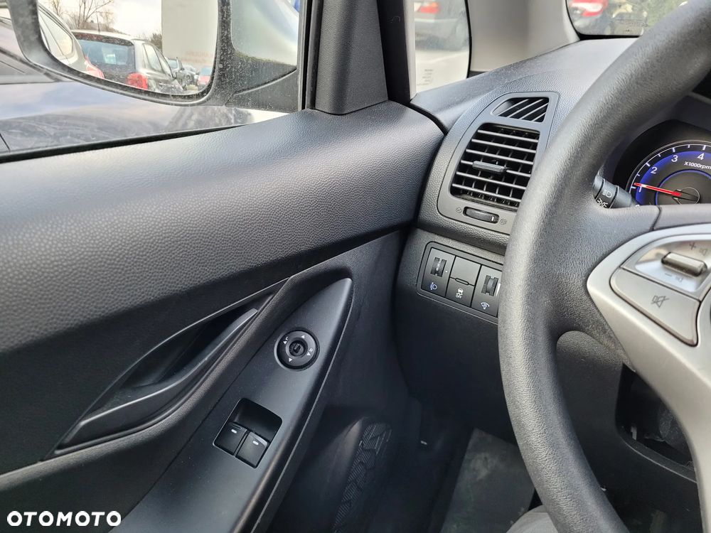 Hyundai ix20 1.6 Classic + - 14