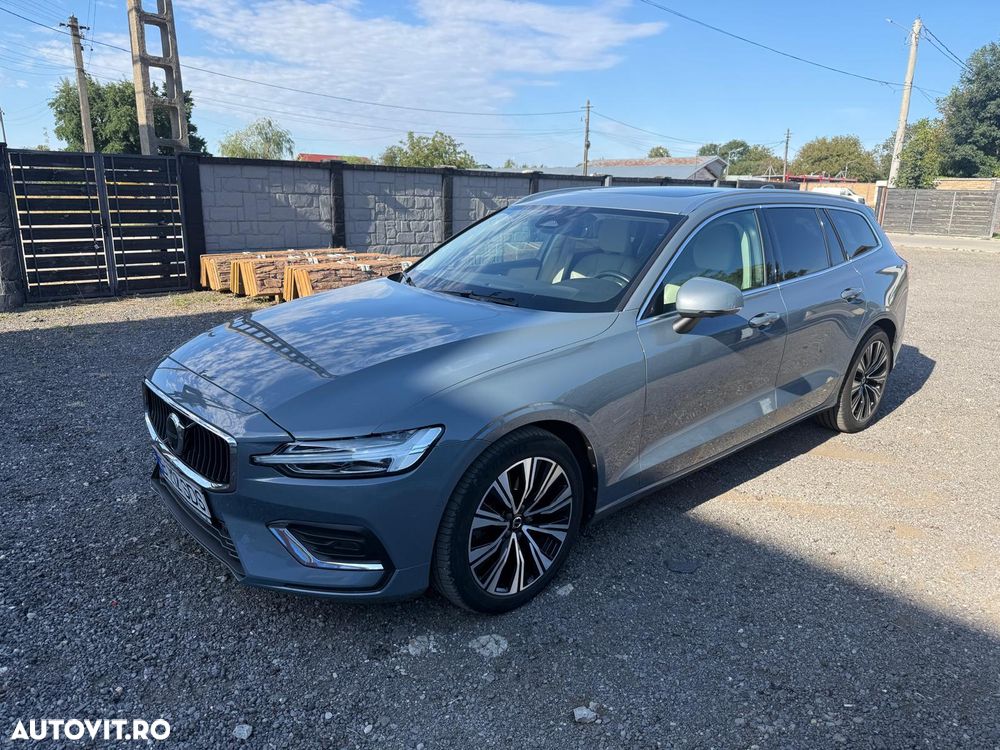 Volvo V60 B4 MHEV AT8 FWD Momentum Pro - 7