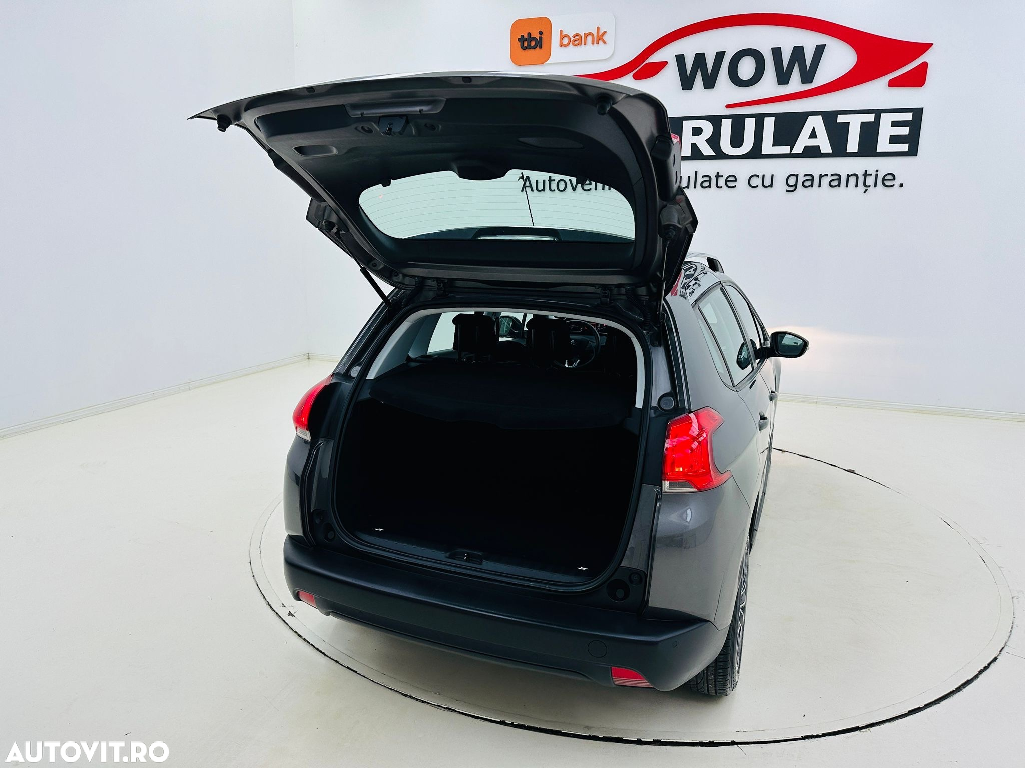 Peugeot 2008 - 23