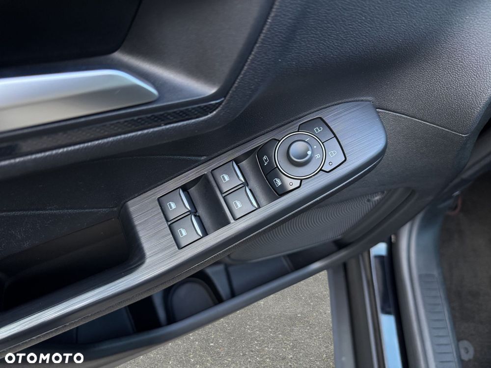 Ford Kuga 1.5 EcoBoost ST-LINE - 28