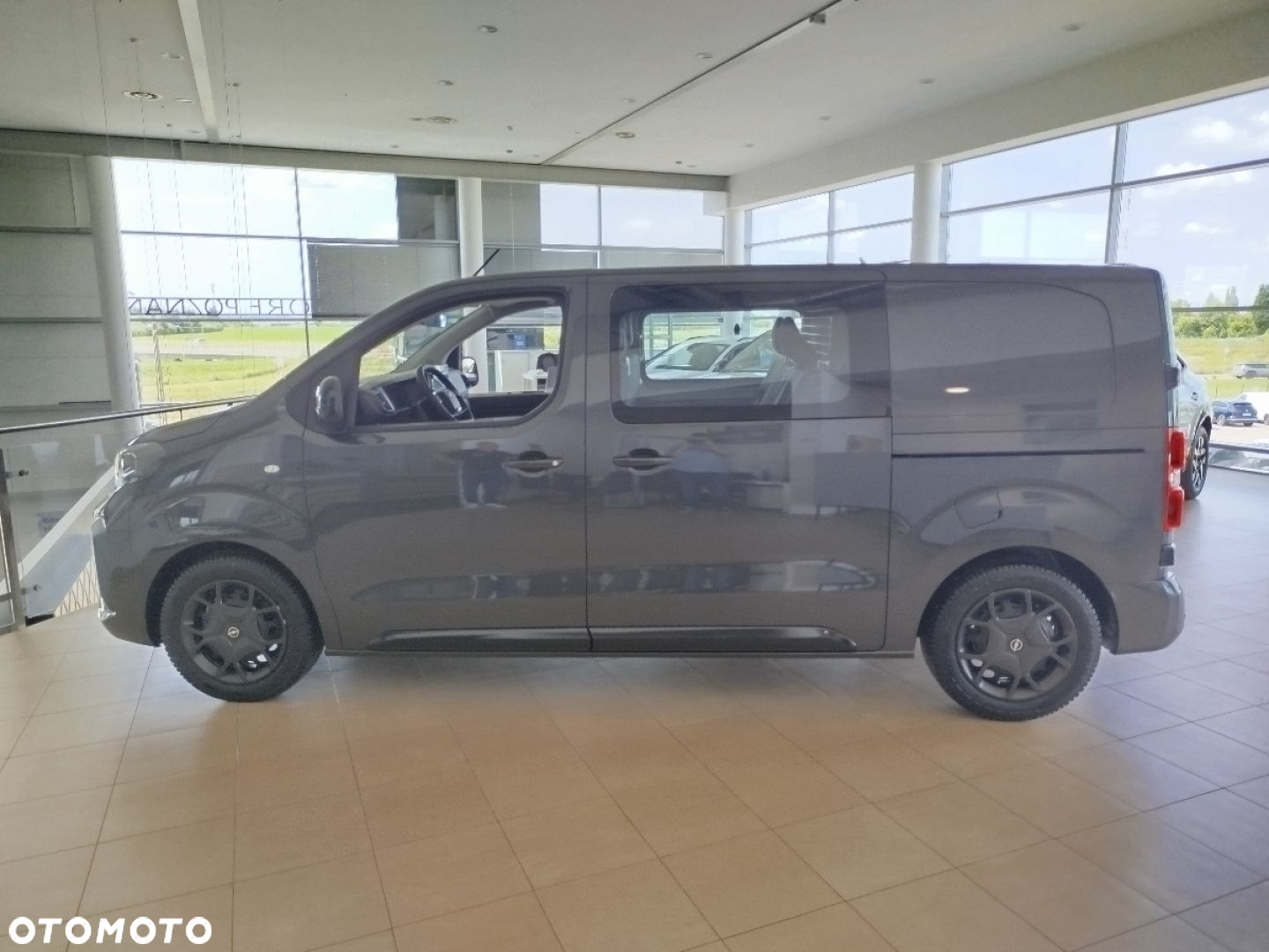 Opel Vivaro Furgon Brygadowy Flex Long - 9