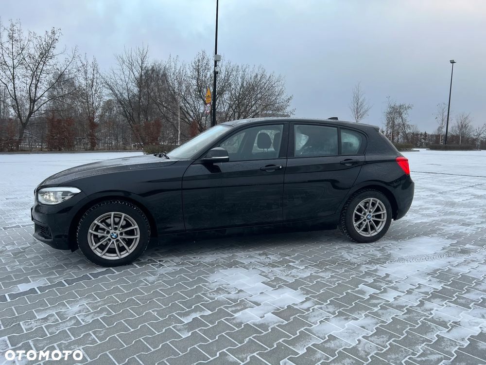 BMW Seria 1 120i - 3