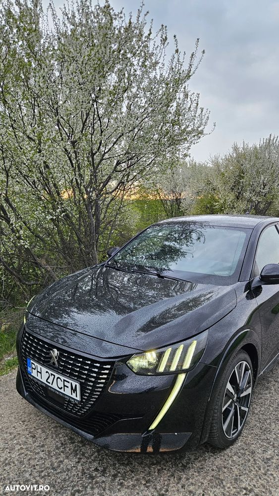 Peugeot 208 1.2 L PureTech STT EAT8 GT Line - 19