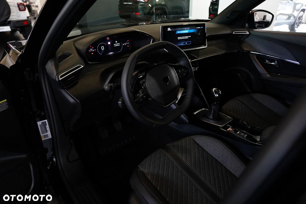 Peugeot 2008 1.2 PureTech Allure S&S - 15